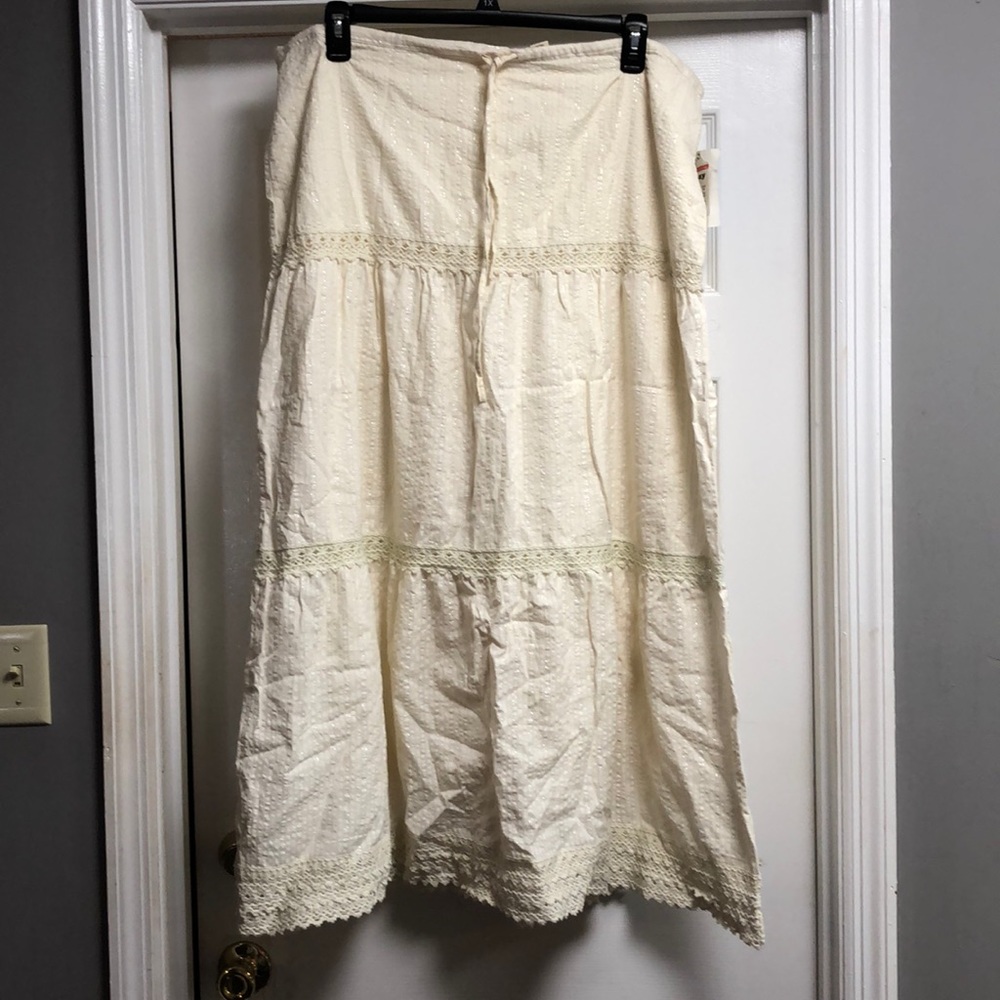 Brand new Quicksilver skirt